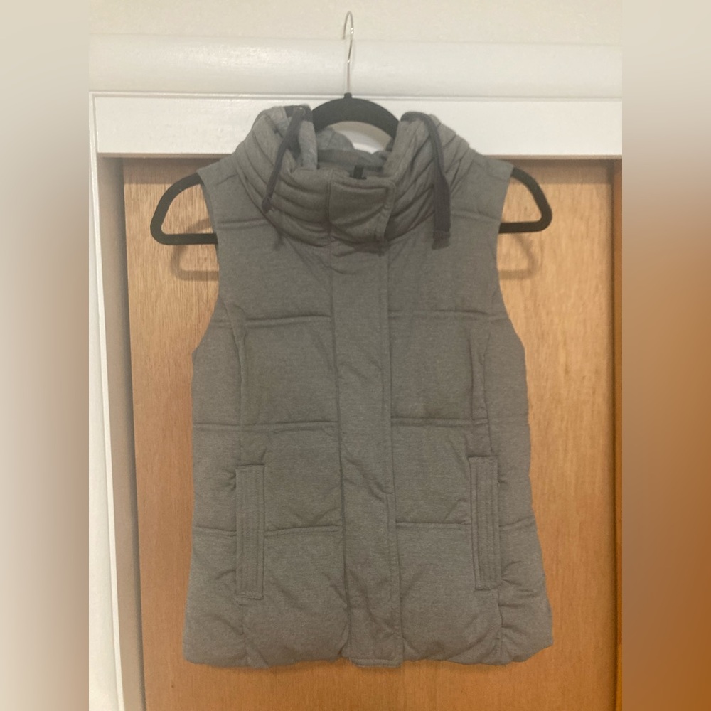 Athleta gray vest